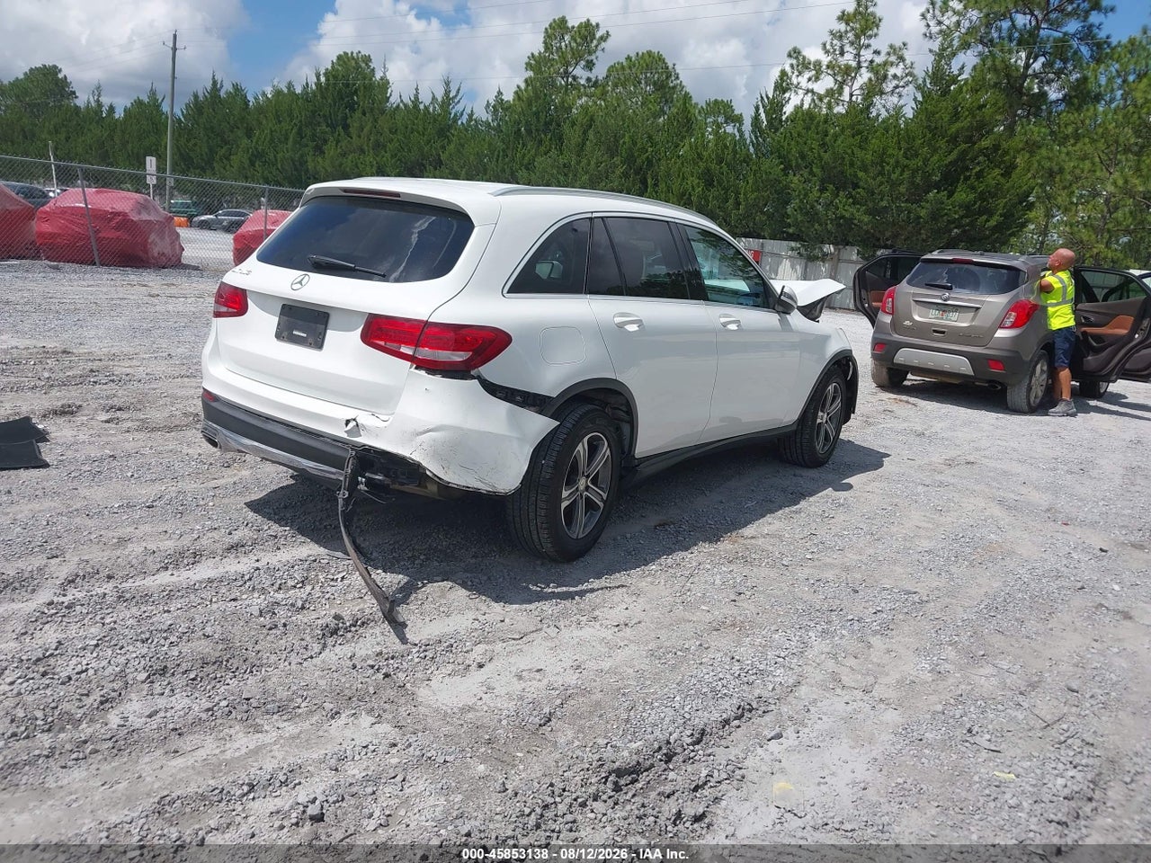 2016 MERCEDES-BENZ GLC 300 · 4/11