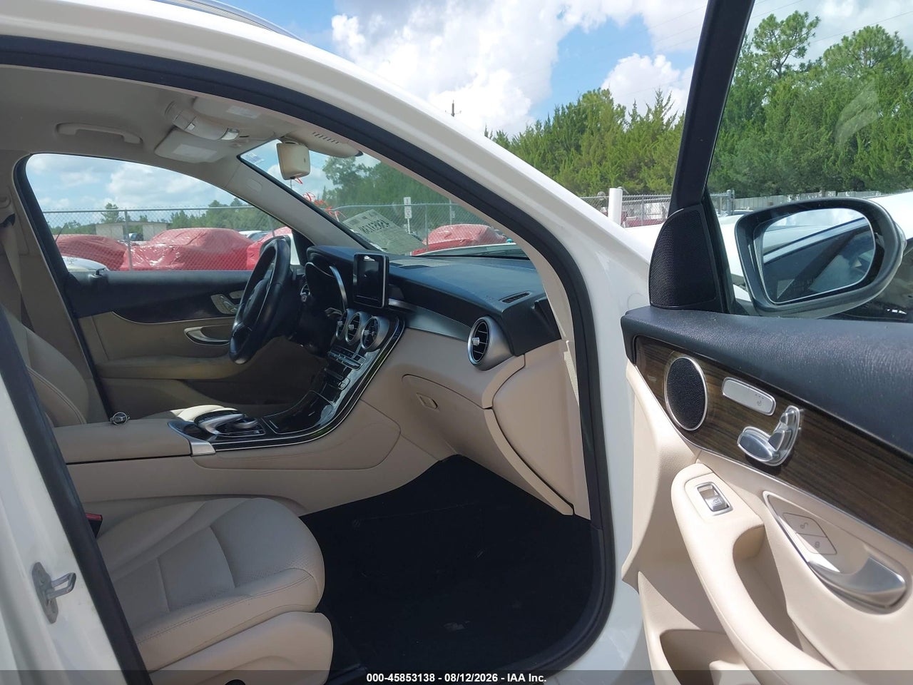 2016 MERCEDES-BENZ GLC 300 · 5/11