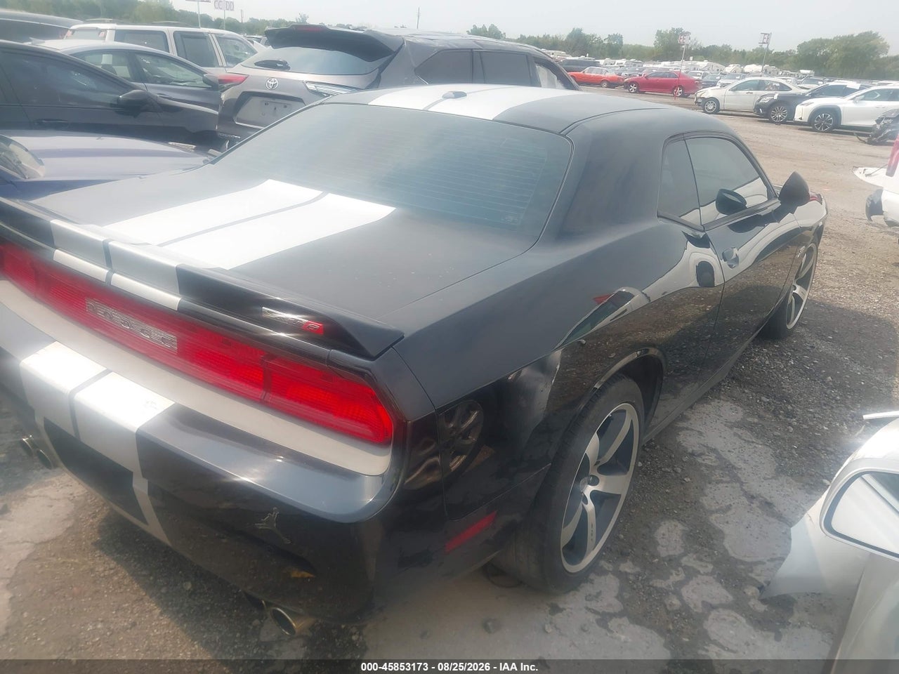 2013 DODGE CHALLENGER SRT8 · 4/11
