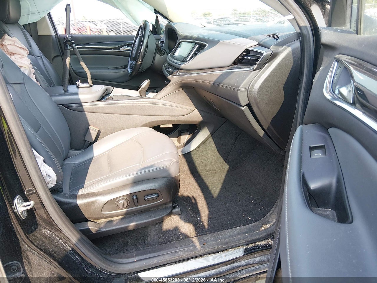 2018 BUICK ENCLAVE ESSENCE · 5/11