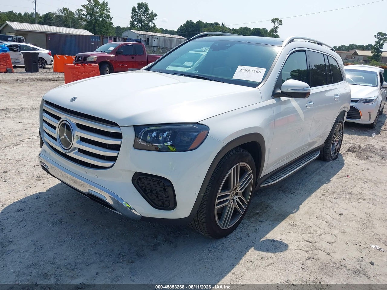 2025 MERCEDES-BENZ GLS 450 4MATIC · 2/11