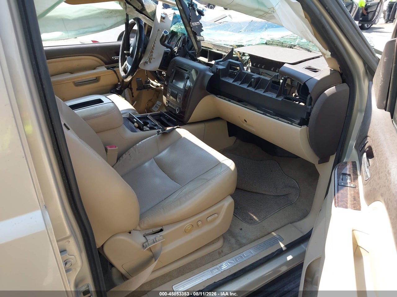 2011 GMC YUKON XL 1500 DENALI · 5/10