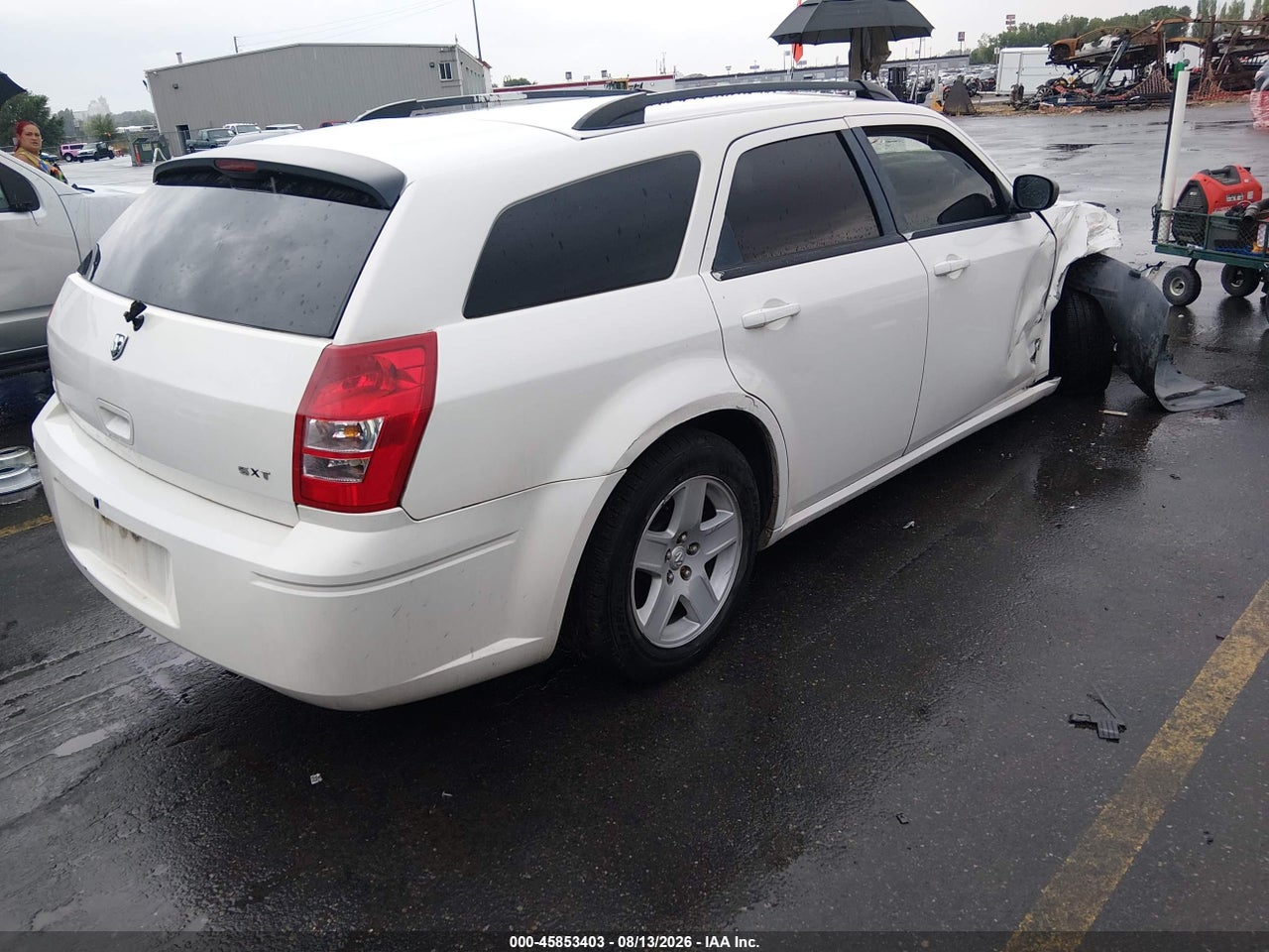 2007 DODGE MAGNUM · 4/11