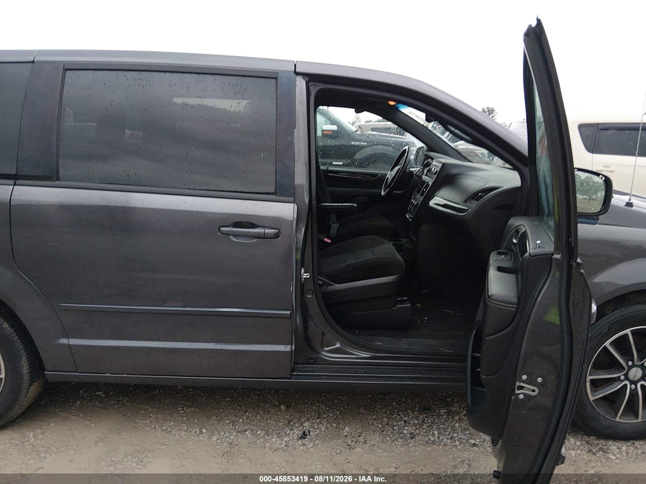 2017 DODGE GRAND CARAVAN SE PLUS · 5/10