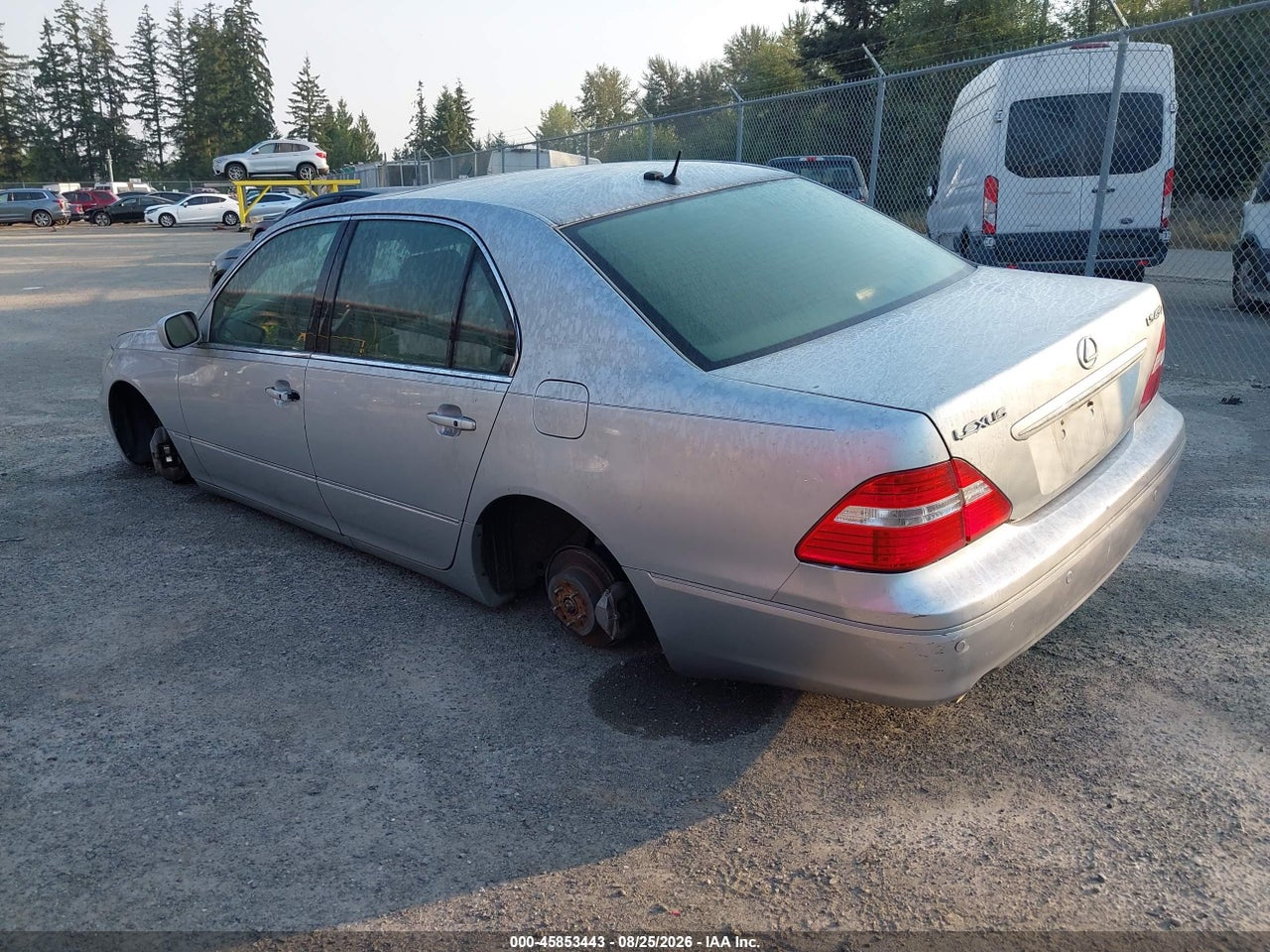 2005 LEXUS LS 430 · 3/10