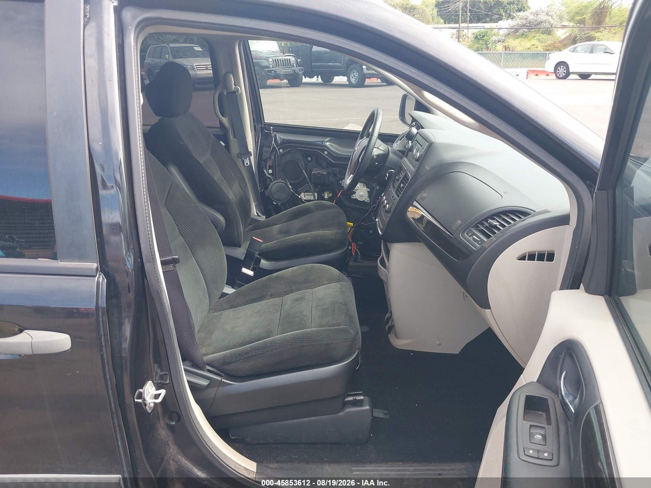 2016 DODGE GRAND CARAVAN AMERICAN VALUE PKG · 5/11