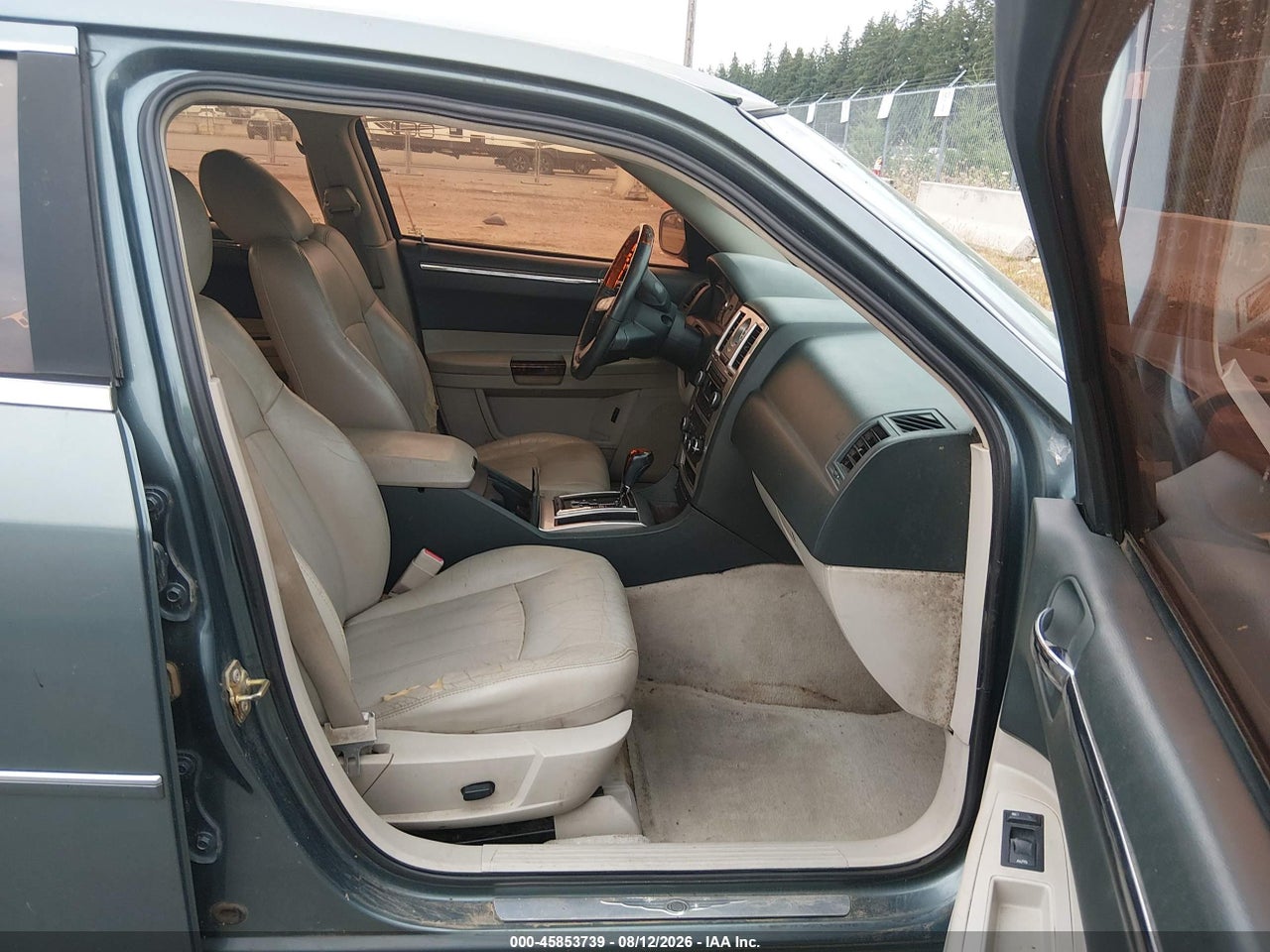 2005 CHRYSLER 300C · 5/11