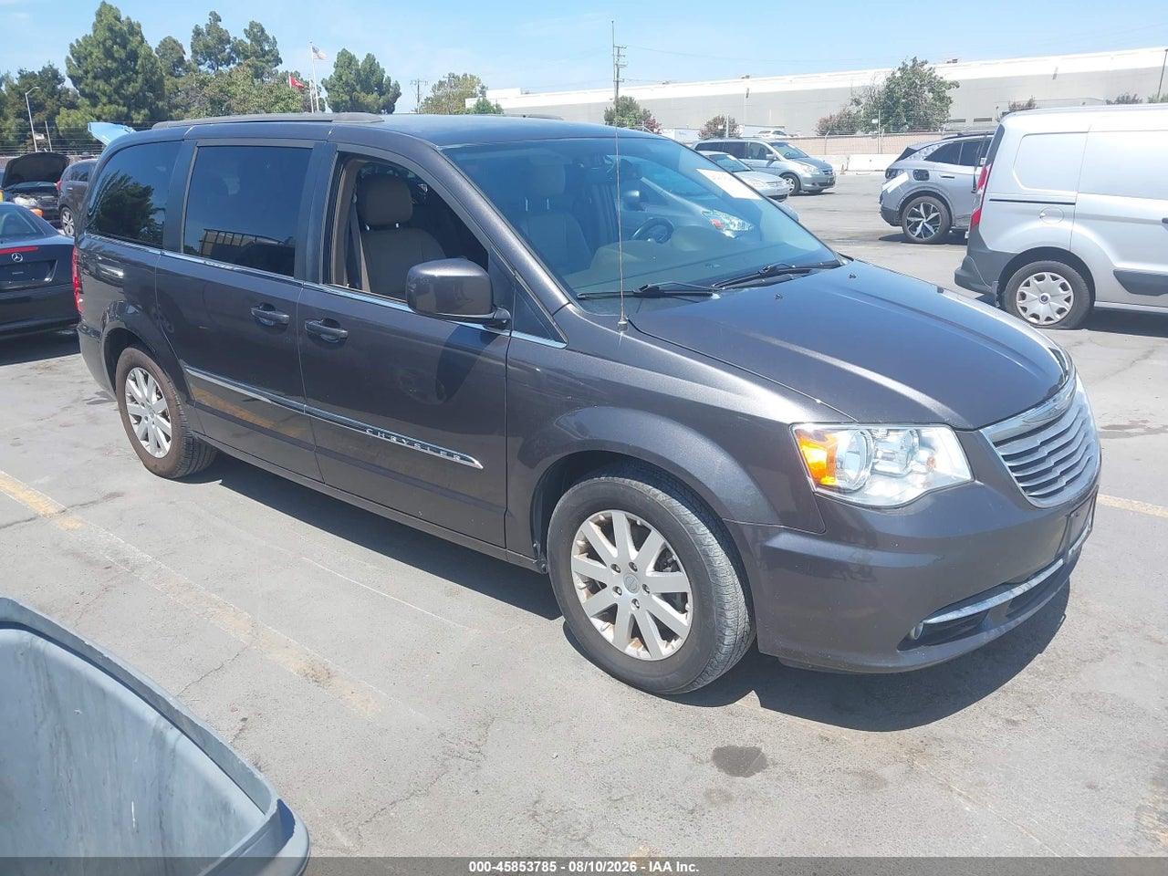 2C4RC1BG7GR****** · 2016 CHRYSLER TOWN &amp; COUNTRY TOURING