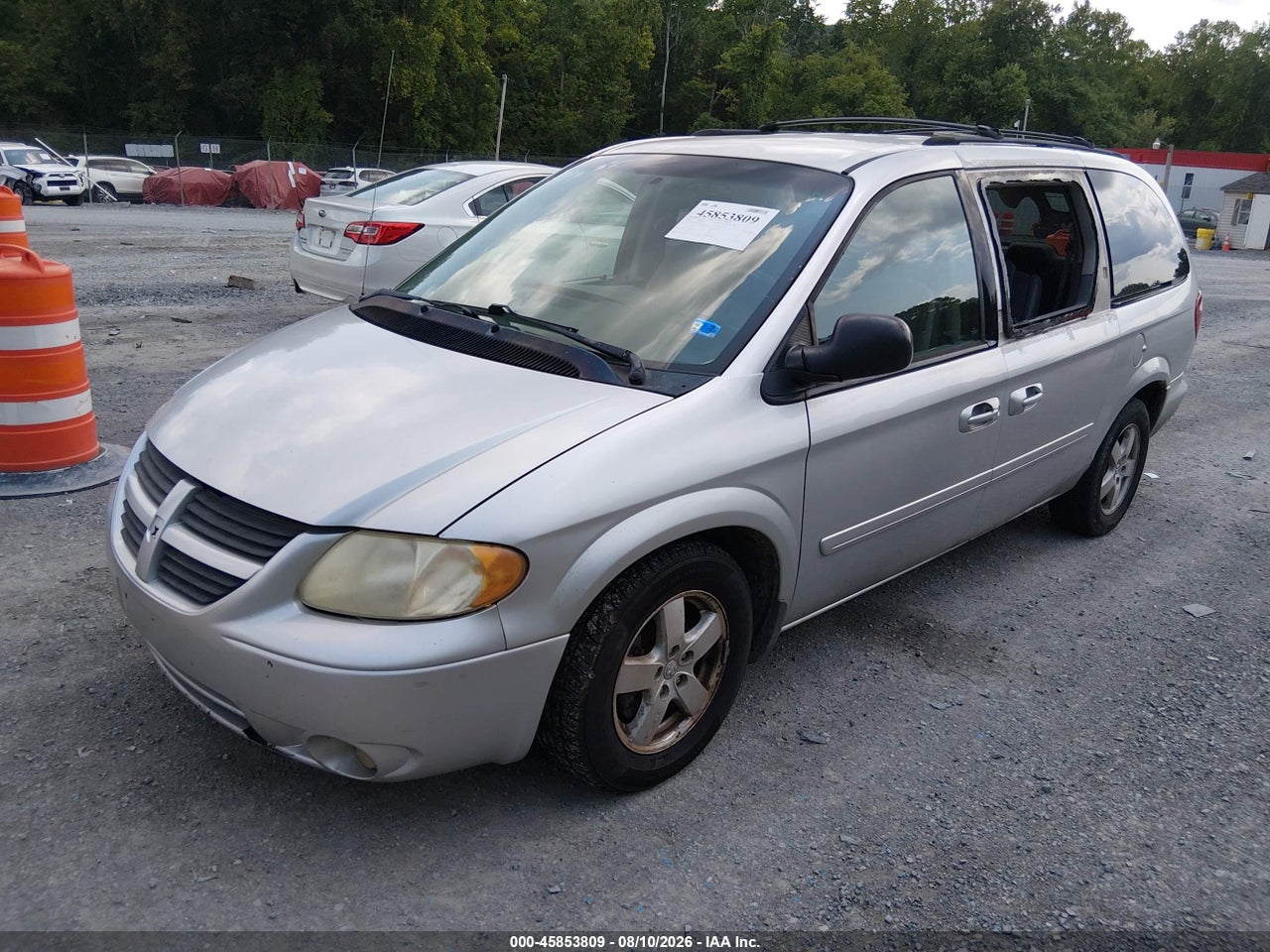 2006 DODGE GRAND CARAVAN SXT · 2/11