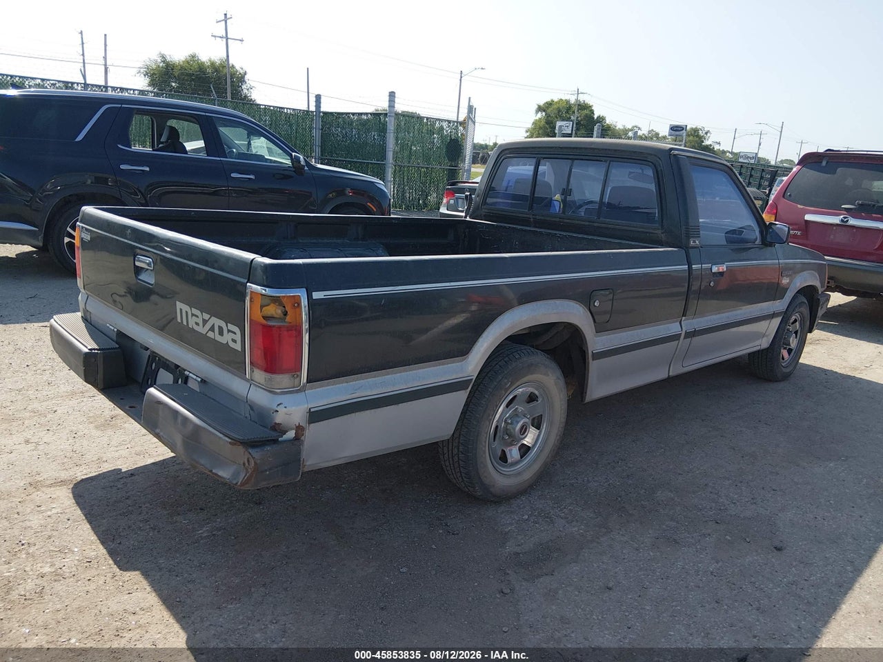 JM2UF2129H0****** · 1987 MAZDA B2600 LONG BODY · 4/11