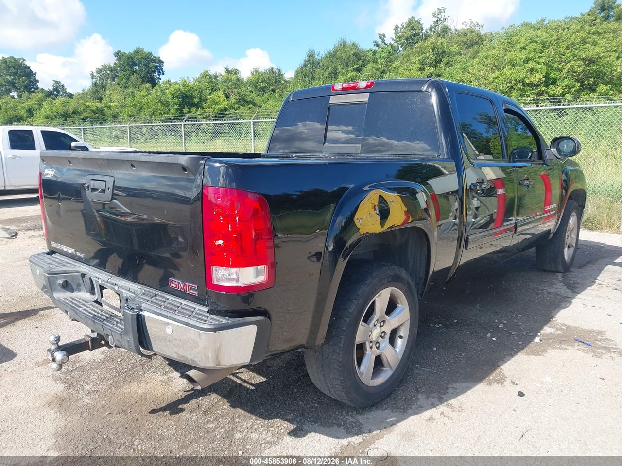 3GTP1WE20DG****** · 2013 GMC SIERRA 1500 SLT · 4/11