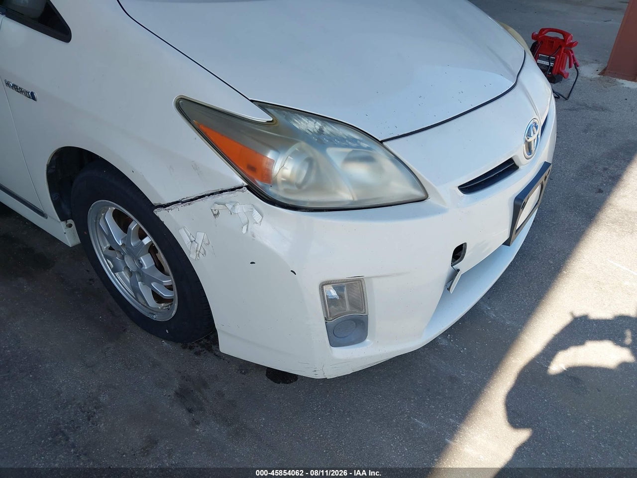 2011 TOYOTA PRIUS TWO · 6/11