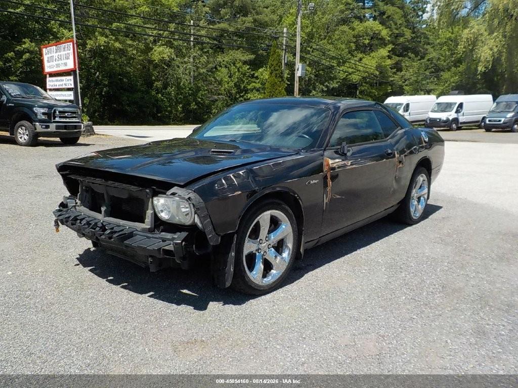 2013 DODGE CHALLENGER SXT PLUS · 2/10