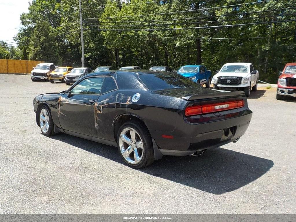 2013 DODGE CHALLENGER SXT PLUS · 3/10