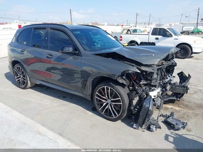 2025 BMW X5 M60I