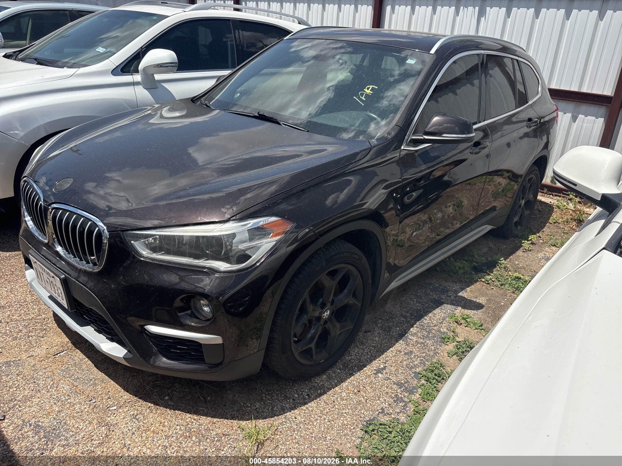 2017 BMW X1 SDRIVE28I · 2/10