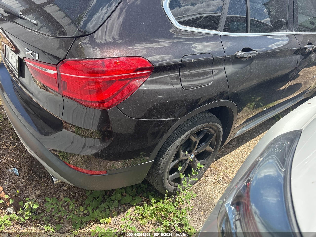 2017 BMW X1 SDRIVE28I · 4/10