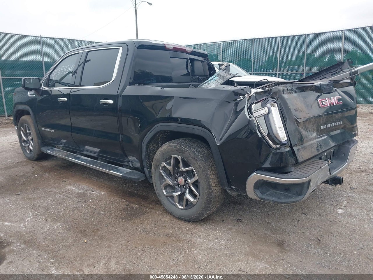2025 GMC SIERRA 1500 4WD  SHORT BOX SLT · 3/11