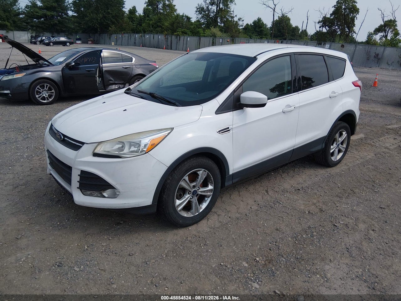 2015 FORD ESCAPE SE · 2/11