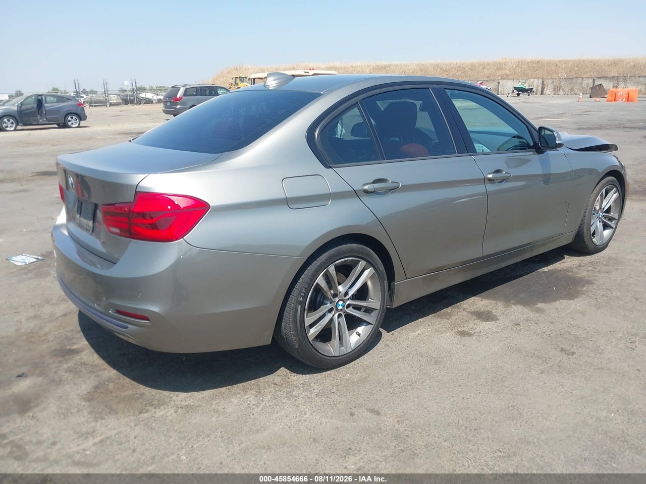 2016 BMW 328I · 4/11