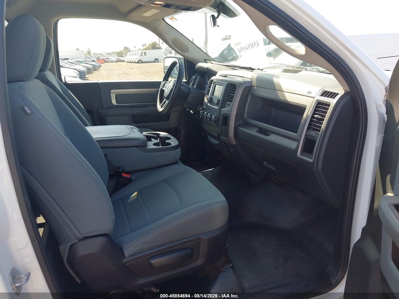 2017 RAM 1500 TRADESMAN  4X2 8' BOX · 5/11