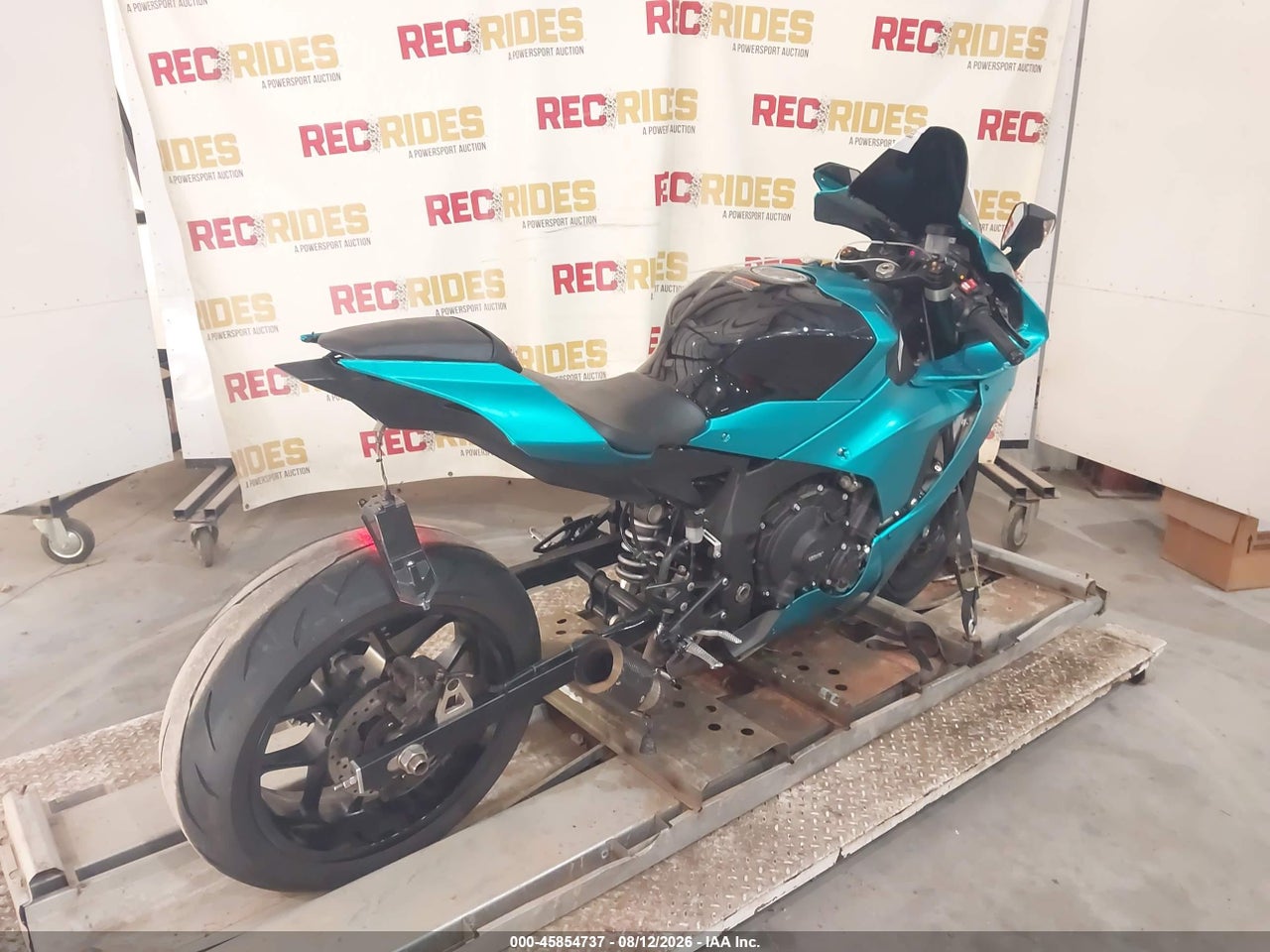 JYARN66E0RA****** · 2024 YAMAHA YZFR1   · 4/11