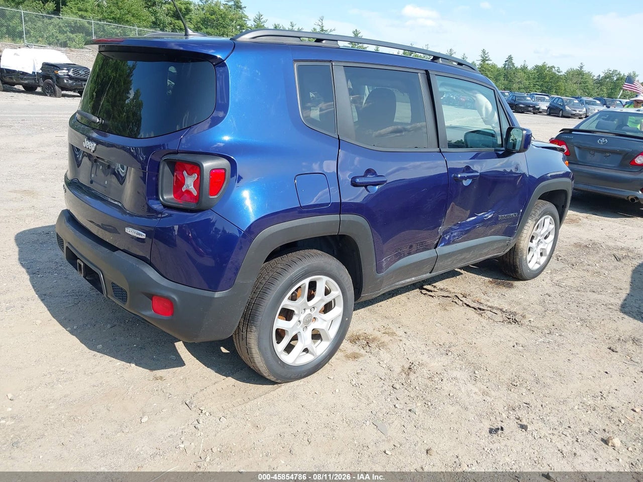 2016 JEEP RENEGADE LATITUDE · 4/11