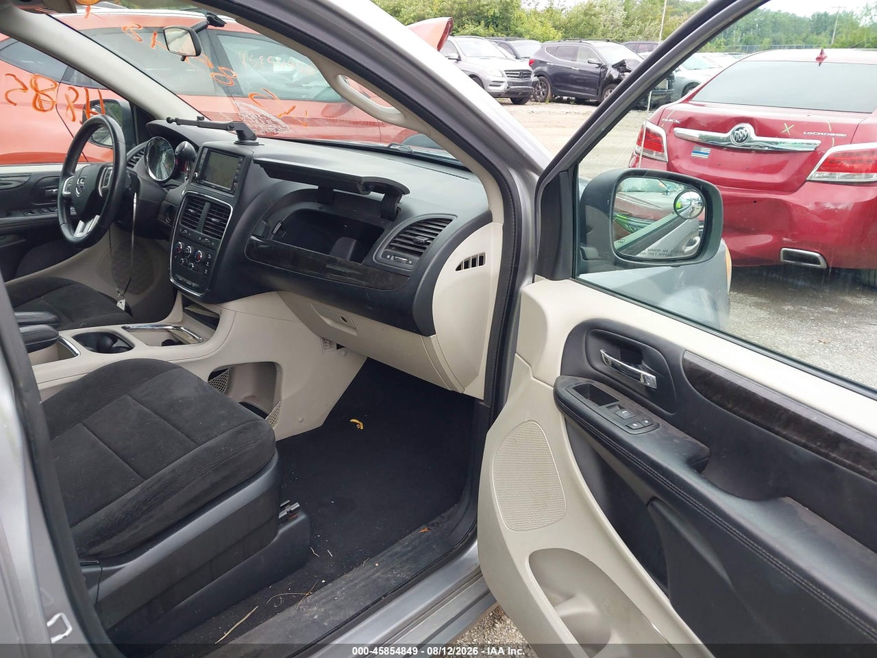 2013 DODGE GRAND CARAVAN SXT · 5/11