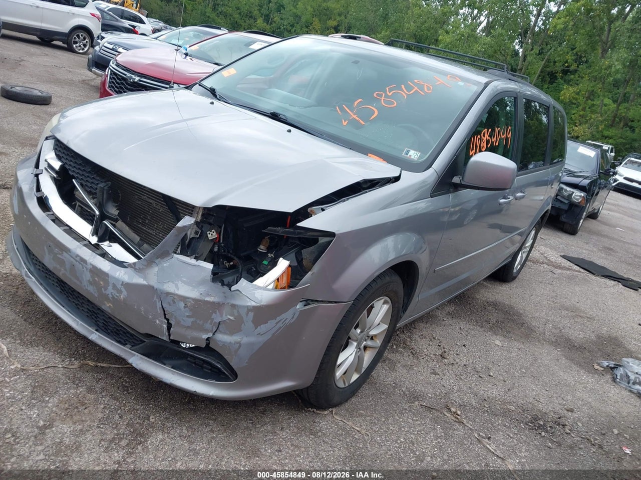 2013 DODGE GRAND CARAVAN SXT · 2/11