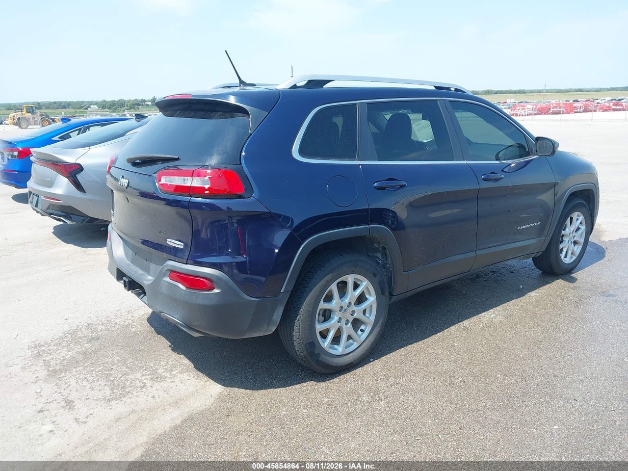 2015 JEEP CHEROKEE LATITUDE · 4/11