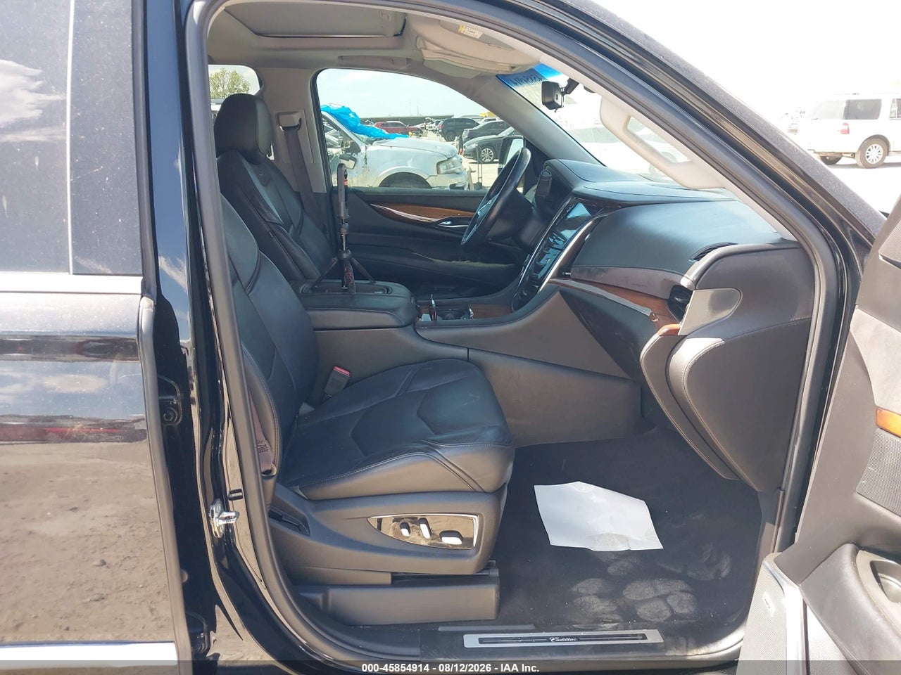 2017 CADILLAC ESCALADE LUXURY · 5/11