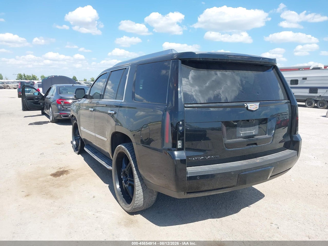 2017 CADILLAC ESCALADE LUXURY · 3/11