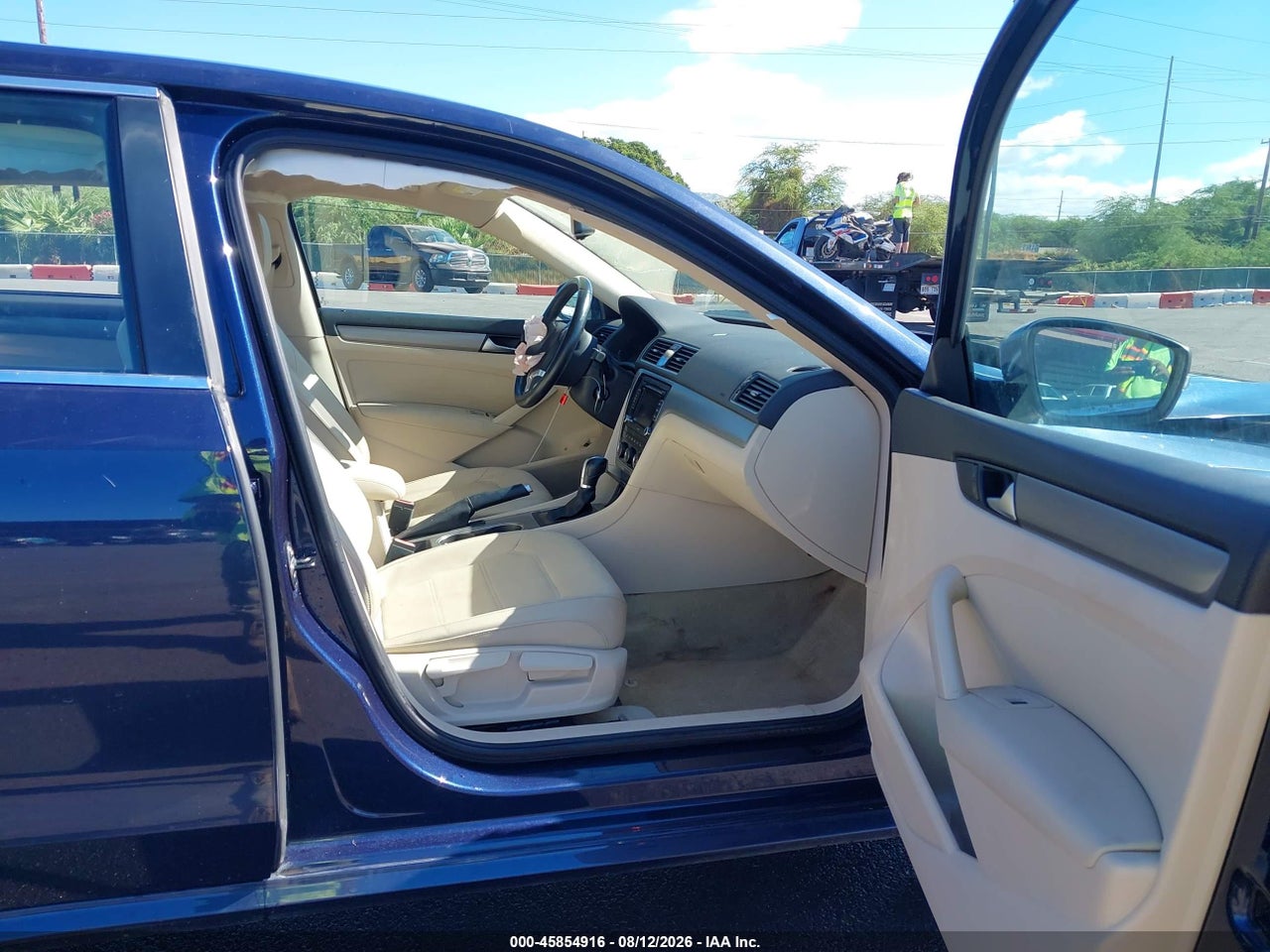2014 VOLKSWAGEN PASSAT 2.0L TDI SE · 5/11