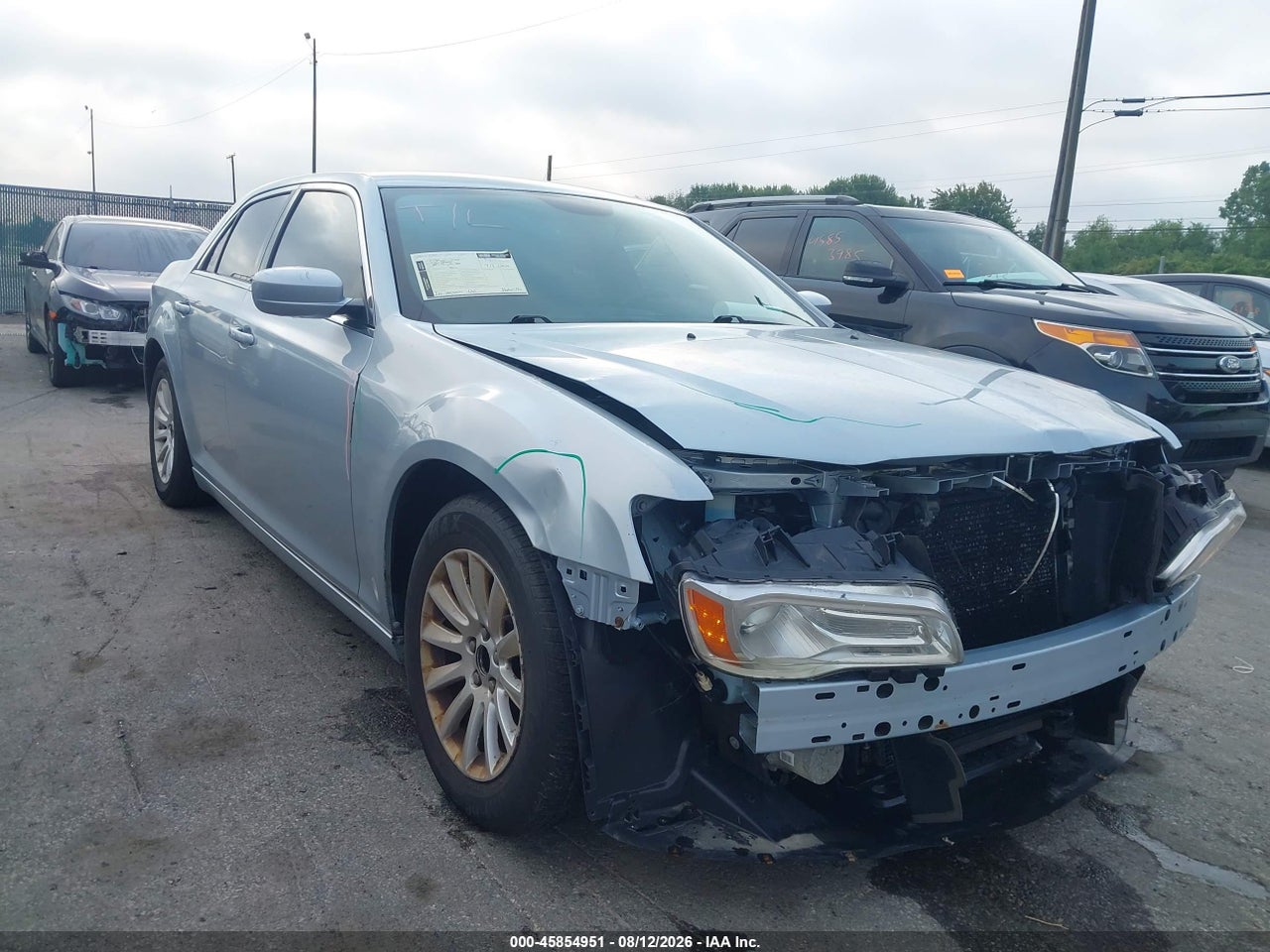 2C3CCAAG9DH****** · 2013 CHRYSLER 300 MOTOWN