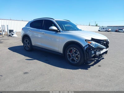 ZASFAKPN7J7****** · 2018 ALFA ROMEO STELVIO SPORT AWD