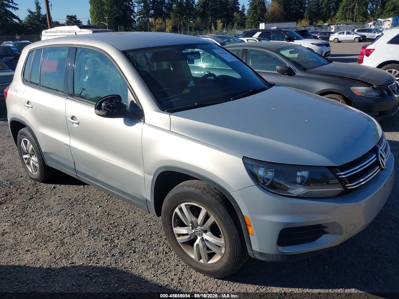 WVGBV7AX7DW****** · 2013 VOLKSWAGEN TIGUAN S