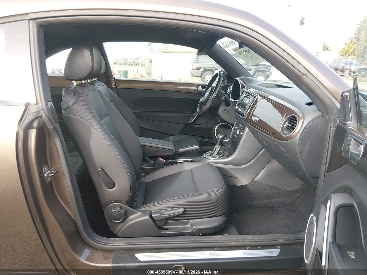 2012 VOLKSWAGEN BEETLE 2.5L · 5/11