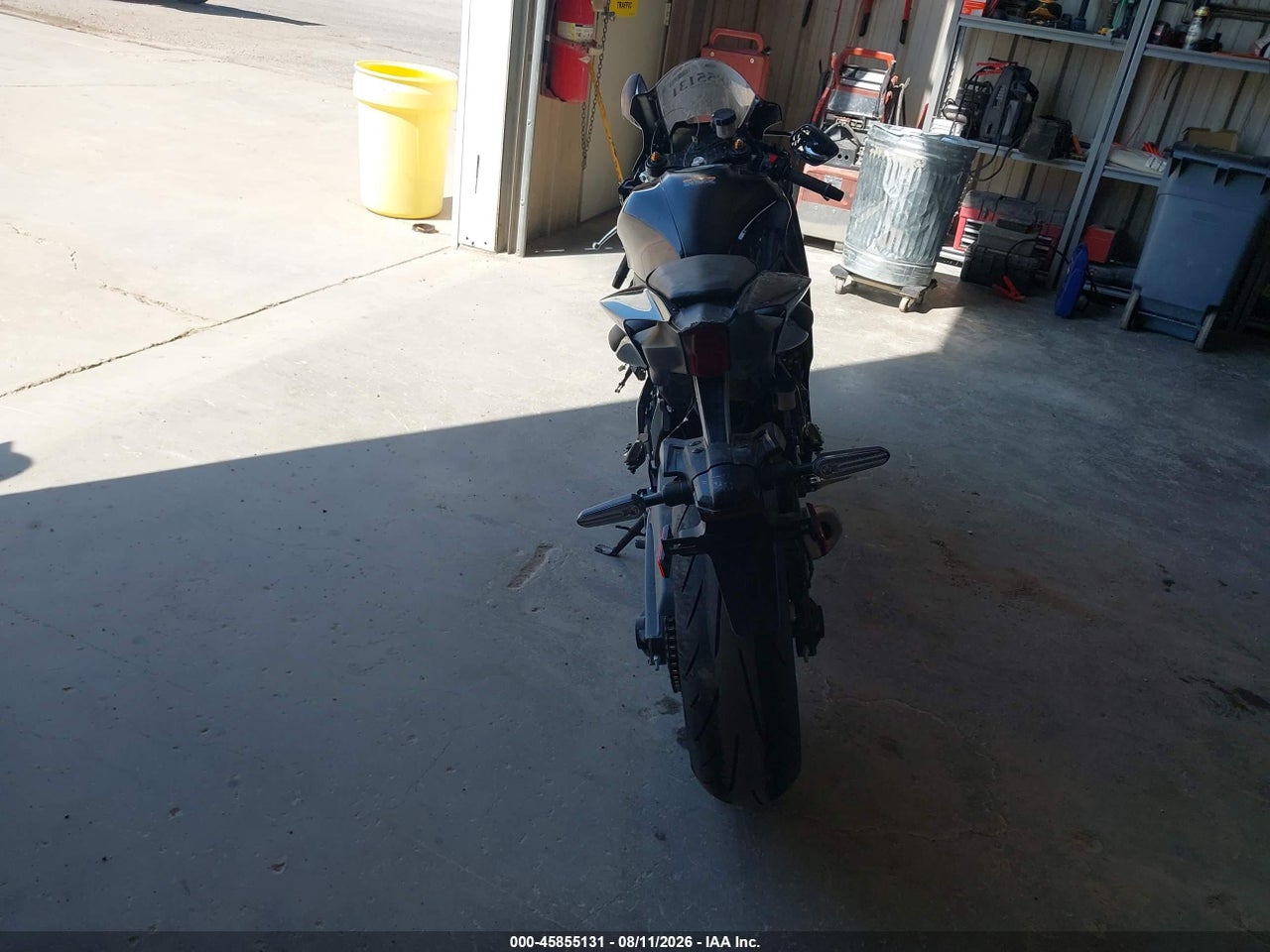 2025 YAMAHA YZFR7 · 6/11