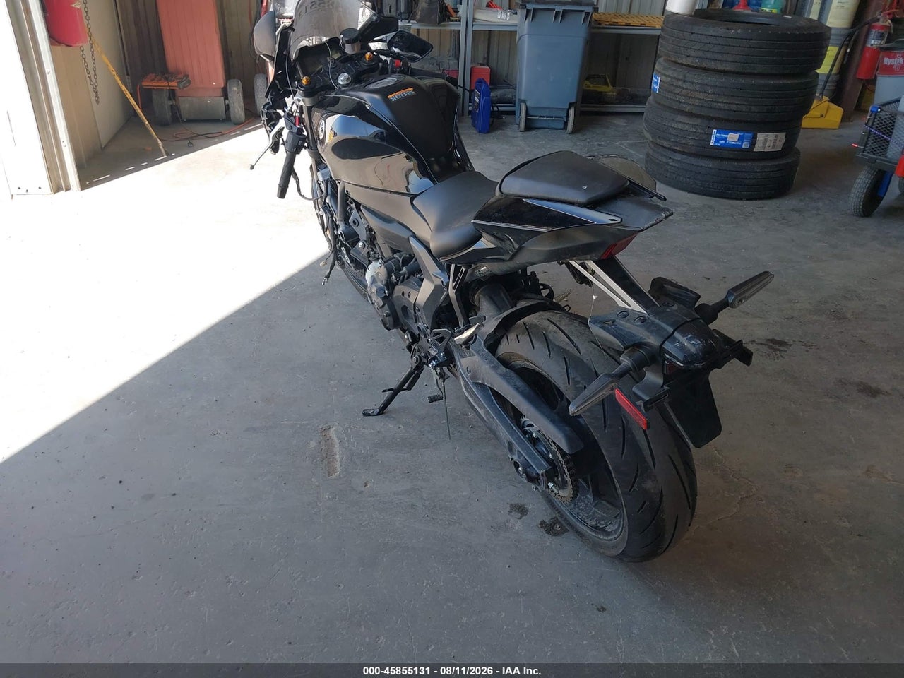 2025 YAMAHA YZFR7 · 3/11