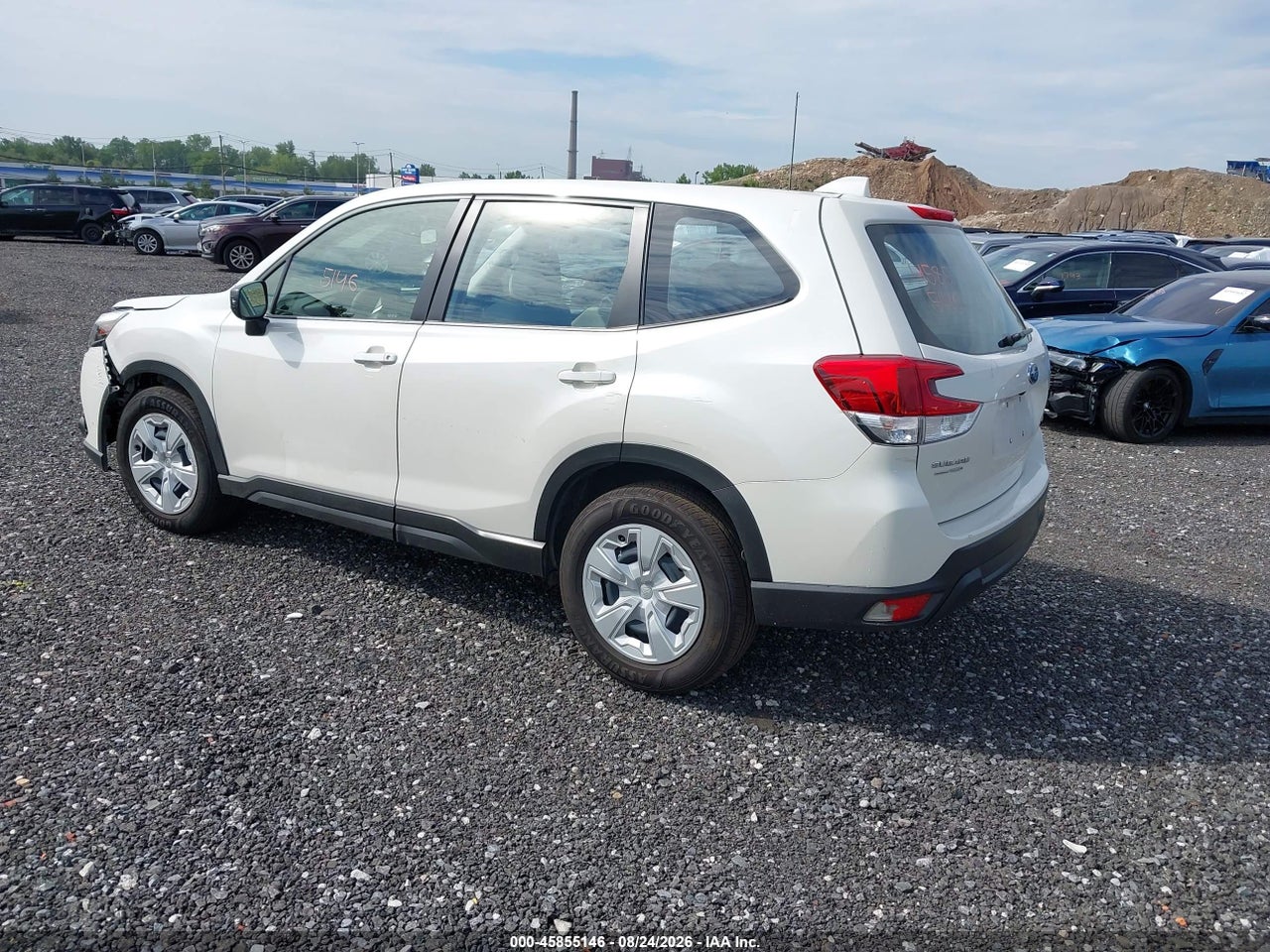 2022 SUBARU FORESTER · 3/11