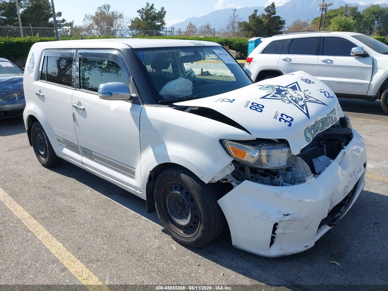 JTLZE4FE1DJ****** · 2013 SCION XB