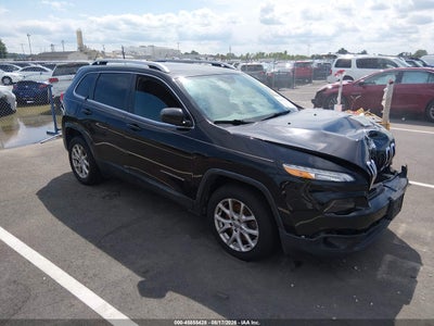 1C4PJLCB2HW****** · 2017 JEEP CHEROKEE LATITUDE
