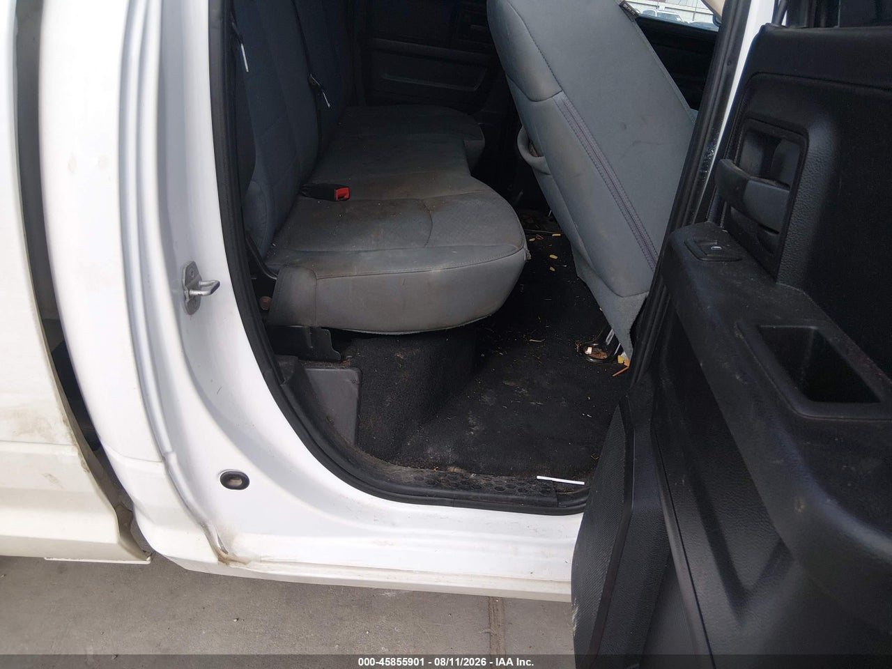 1C6RR6FP0DS****** · 2013 RAM 1500   · 8/11