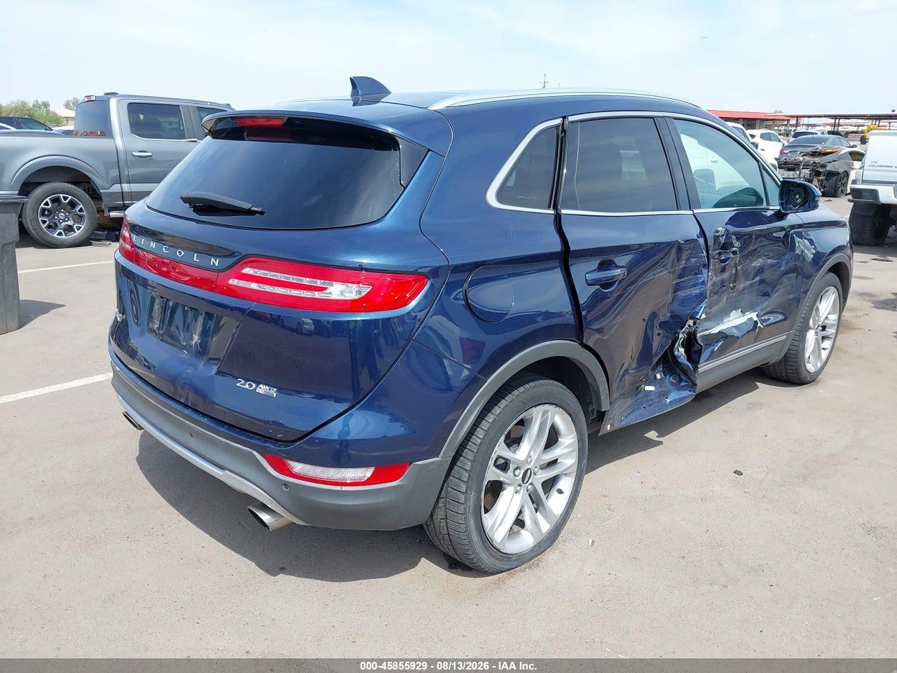 2015 LINCOLN MKC · 4/11