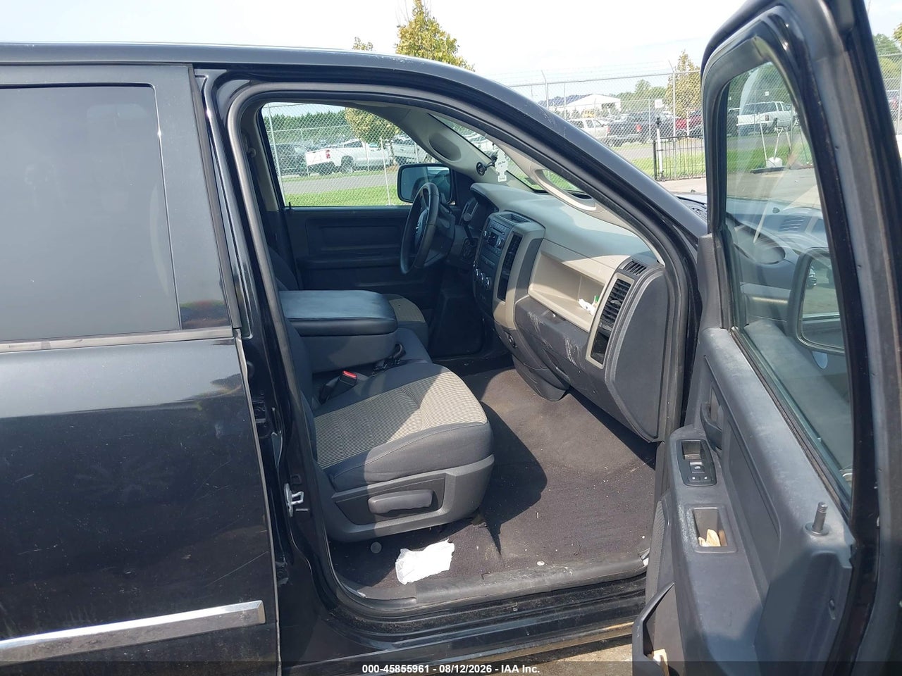 2010 DODGE RAM 1500 ST · 5/11