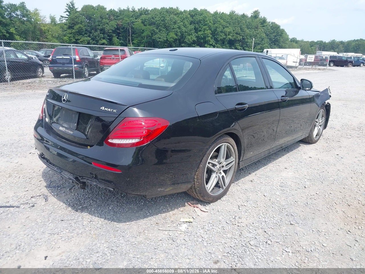 2017 MERCEDES-BENZ E 300 4MATIC · 4/11