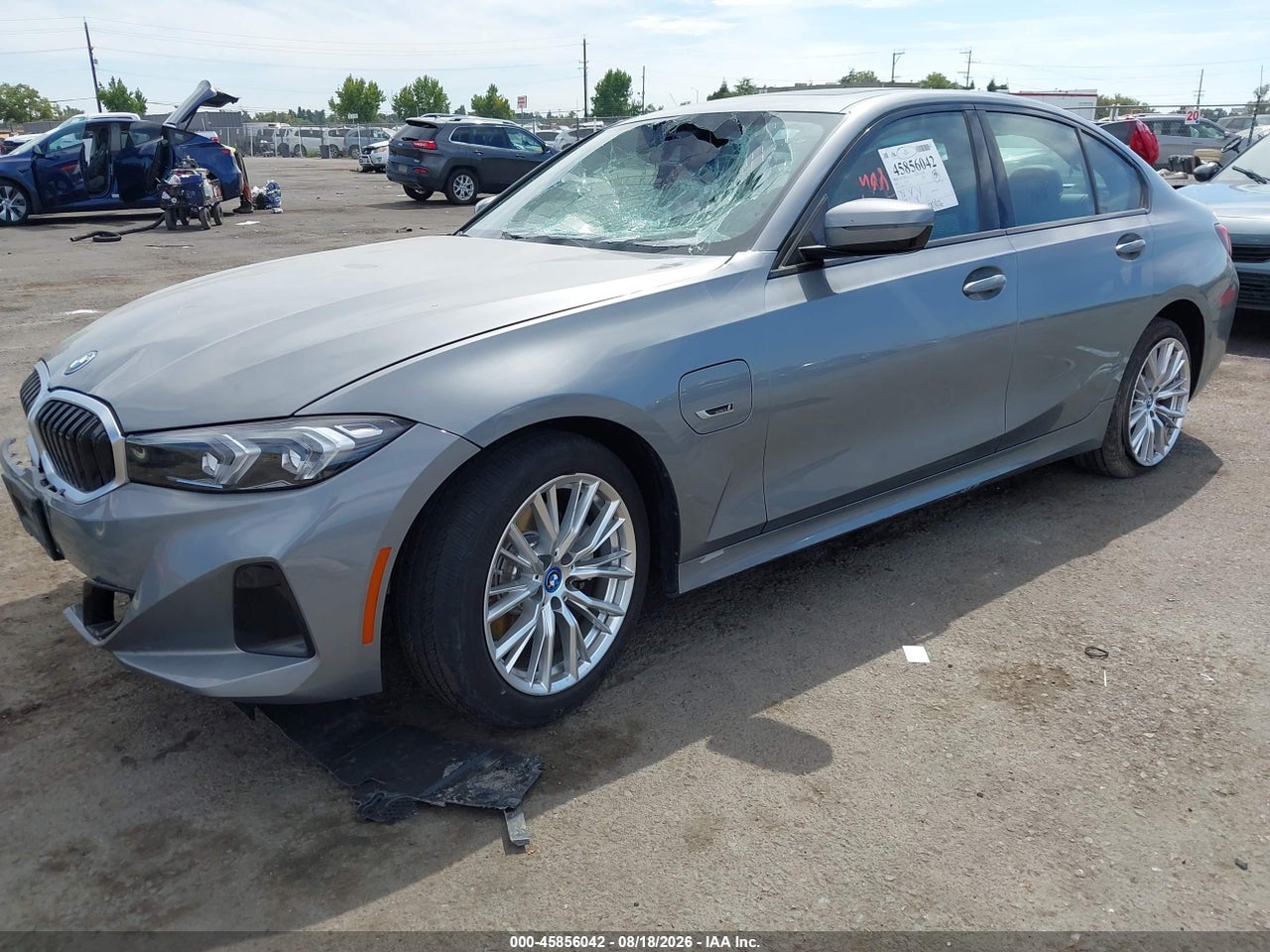 2023 BMW 330E · 2/11
