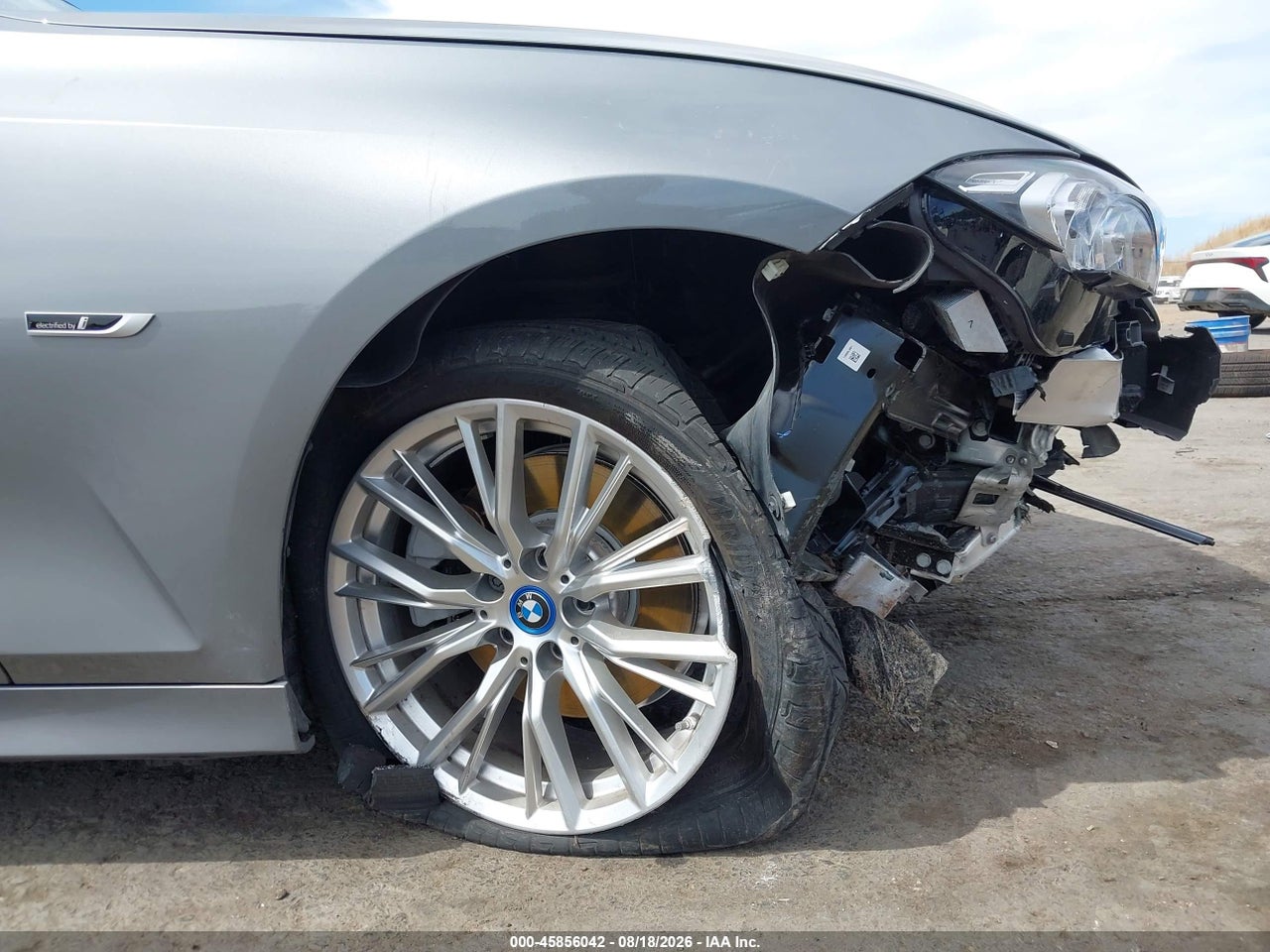 2023 BMW 330E · 6/11