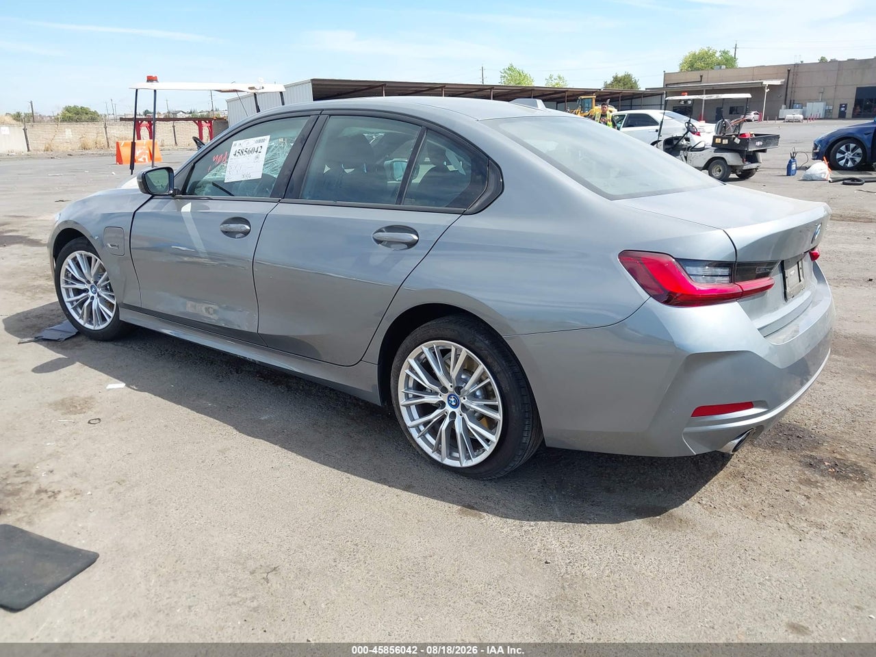 2023 BMW 330E · 3/11