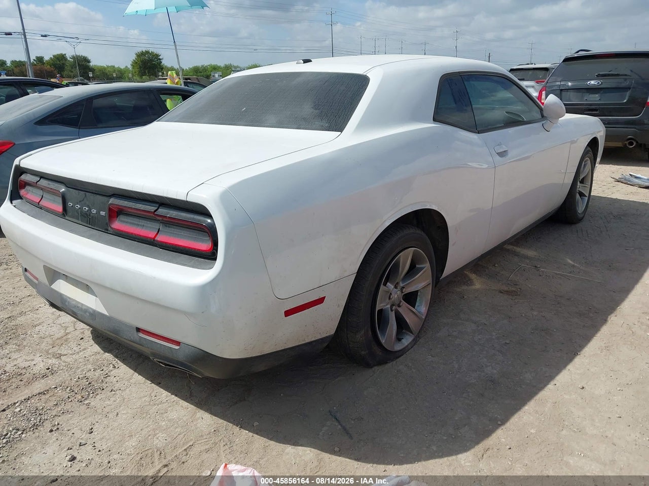 2015 DODGE CHALLENGER SXT · 4/11
